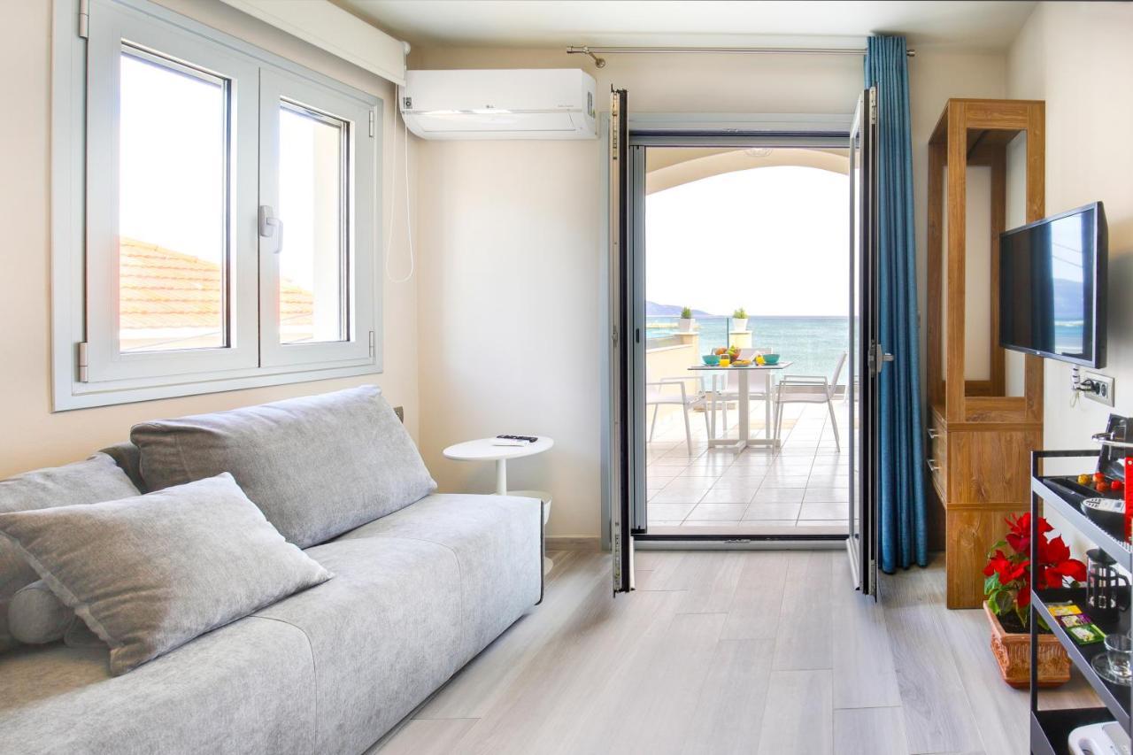 Sunrise Bay Apts Agia Efimia Exterior photo